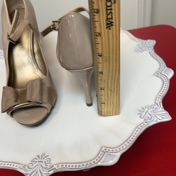 KELLY & KATIE HEELS - Picture 3 of 4